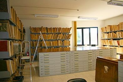Sala consultazione Catasto.